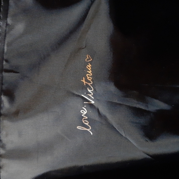 Victoria's Secret Weekender Tote - Picture 4 of 5